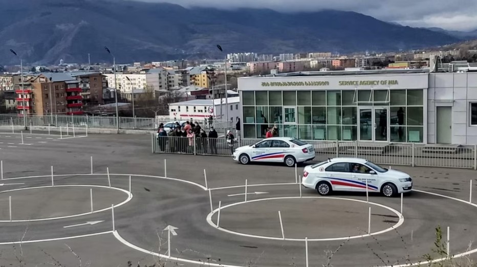 ავტოსკოლების ლიცენზირების მოთხოვნა - რა უნდა შეიცვალოს სექტორში