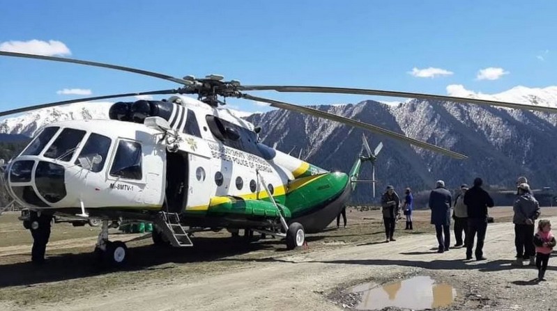 თუშეთში მუდმივად მცხოვრებ 21 მოქალაქეს, სოციალური პროგრამის ფარგლებში საშობაო ამანათი გადაეცა