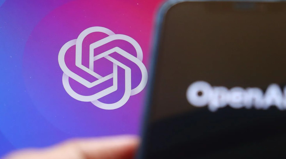 OpenAI-ს პირველი მოწყობილობა 2026 წელს გამოვა: რას უნდა ველოდოთ AI ყურსასმენებისგან?